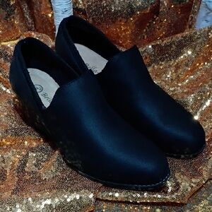 Bella Vita Black Flats